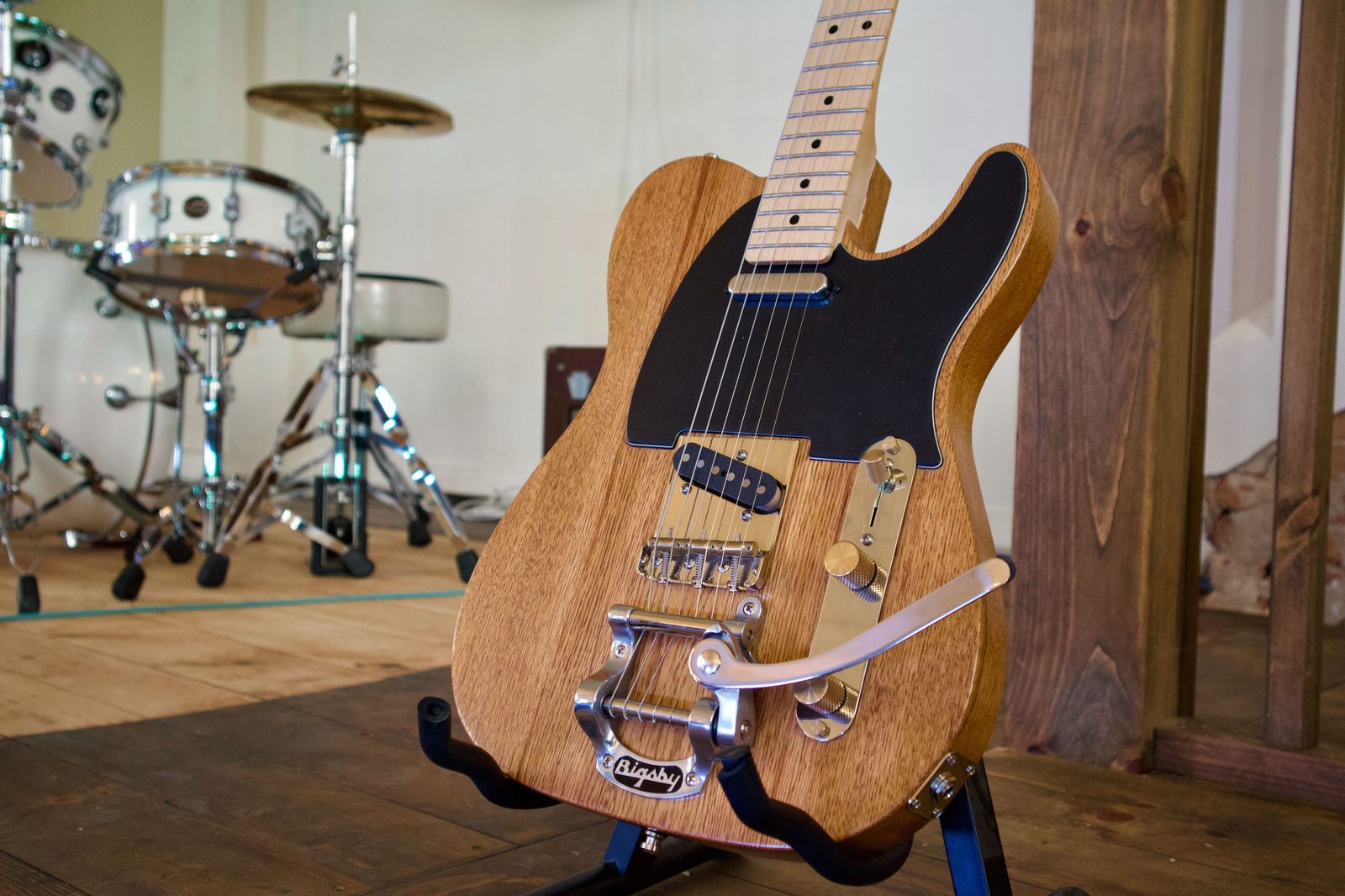 Plaincaster 2A with Bigsby at Ragamuffin Hall
